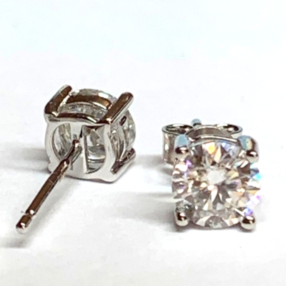 NEW GENUINE 14 KT WHITE GOLD 2 CT MOISSANITE EARRINGS